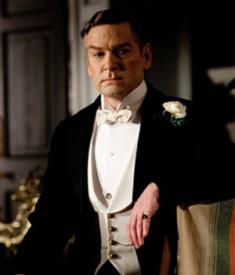 Kenneth Branagh as Sir Laurence Olivier in My Week with Marilyn, playing the Prince Regent Charles in The Prince and the Showgirl. 