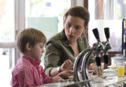 Nicholas Art and Scarlett Johansson in The Nanny Diaries. Nicholas Art and Scarlett Johansson in The Nanny Diaries.