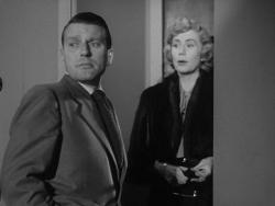 Charles McGraw and Jacqueline White in The Narrow Margin