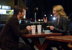 Chris Pine and Elizabeth Banks in People Like Us.