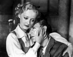 Bette Davis and Leslie Howard in The Petrified Forest.