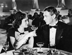 Teresa Wright and Gary Cooper in The Pride of the Yankees.