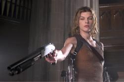 Milla Jovovich as Alice in Resident Evil: Apocalypse.