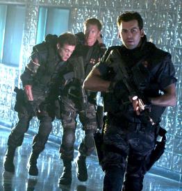 Stephen Hayes, Zack Ward and Oded Fehr as guns for hire in Resident Evil: Apocalypse Stephen Hayes, Zack Ward and Oded Fehr as guns for hire in Resident Evil: Apocalypse
