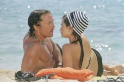 Matthew McConaughey and Penelope Cruz in Sahara. Matthew McConaughey and Penelope Cruz in Sahara.