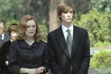 Julianne Moore and Eddie Redmayne. No mother and son should be this close. Julianne Moore and Eddie Redmayne. No mother and son should be this close.