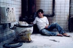 Leigh Whannell in Saw. Leigh Whannell in Saw.