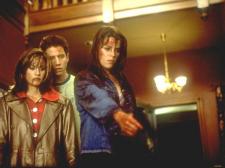 Courteney Cox, Jamie Kennedy and Neve Campbell in Scream. Courteney Cox, Jamie Kennedy and Neve Campbell in Scream.