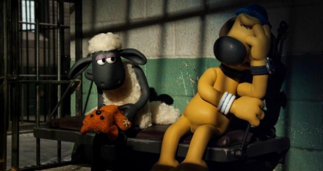 Shaun the Sheep with Blitzer the dog in Shaun the Sheep Movie.