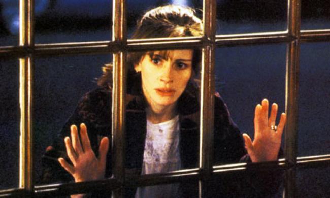 Julia Roberts in Something to Talk About