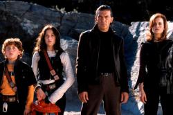 Daryl Sabara, Alexa Vega, Antonio Banderas and Carla Gugino in Spy Kids 2: Island of Lost Dreams.