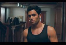 Penn Badgley obsesses over his stepfathers possible past. Penn Badgley obsesses over his stepfathers possible past.