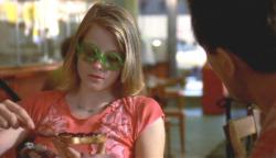 Jodie Foster as Iris has breakfast with De Niro's Travis in Taxi Driver. Jodie Foster as Iris has breakfast with De Niro's Travis in Taxi Driver.