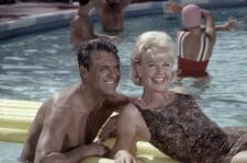 Cary Grant and Doris Day showing what real movie stars look like. Cary Grant and Doris Day showing what real movie stars look like.