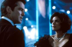 Pierce Brosnan and Teri Hatcher in Tomorrow Never Dies.