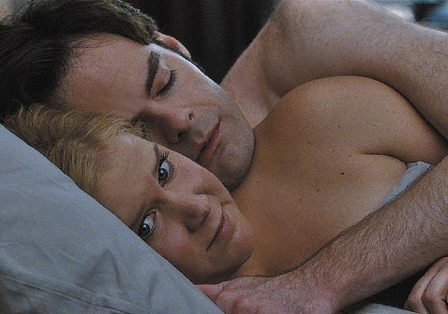 Amy Schumer and Bill Hader in Trainwreck. Amy Schumer and Bill Hader in Trainwreck.