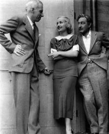 Howard Hawks, Carole Lombard and John Barrymore taking a break while filming Twentieth Century.