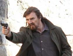 Liam Neeson made up to look younger in A Walk Among the Tombstones. Liam Neeson made up to look younger in A Walk Among the Tombstones.