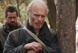 Colin Farrell and Ed Harris on their way back. Colin Farrell and Ed Harris on their way back.