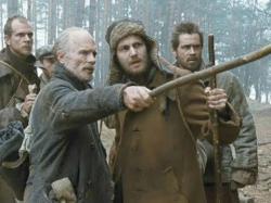 Gustaf Skarsgard, Ed Harris, Jim Sturgess and Colin Farrell looking for the way back. Gustaf Skarsgard, Ed Harris, Jim Sturgess and Colin Farrell looking for the way back.