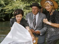 Astrid Berges-Frisbey, Daniel Auteuil and Marie-Anne Chazel in The Well Digger's Daughter.