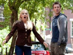 Anna Faris and Chris Evans in What's Your Number?