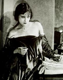 Gloria Swanson in Why Change Your Wife? Gloria Swanson in Why Change Your Wife?