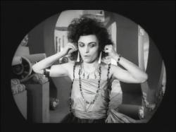 Pola Negri in The Wildcat.