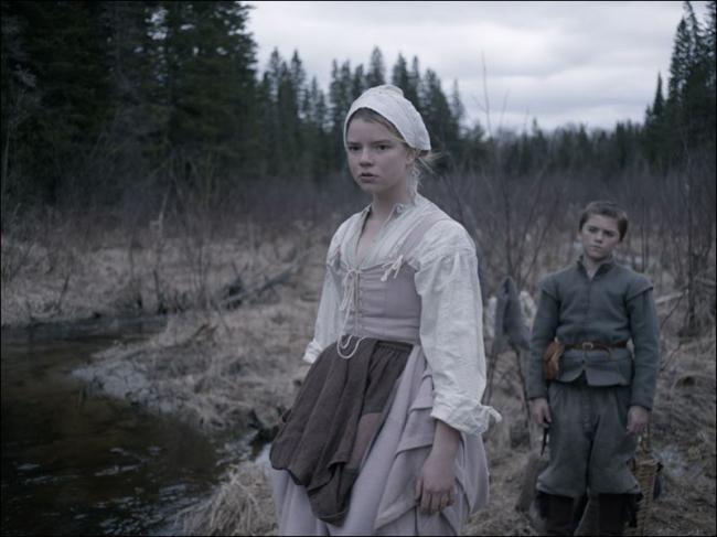 Anya Taylor-Joy and Harvey Scrimshaw in The Witch