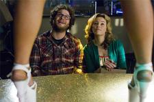 Seth Rogen and Elizabeth Banks in Kevin Smith's Zack and Miri Make a Porno. Seth Rogen and Elizabeth Banks in Kevin Smith's Zack and Miri Make a Porno.